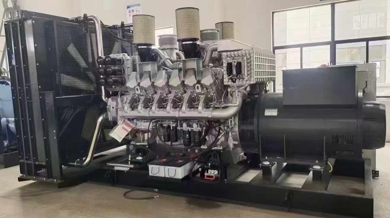 洛南800KW柴油发电机组可以带动多少kw的设备？