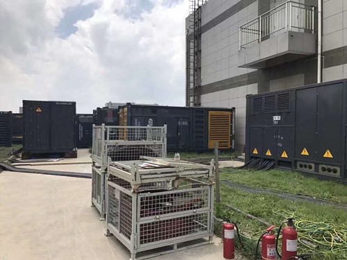 洛南除了定期检查，还有哪些方法可以及时发现接触式转速表探头的磨损？